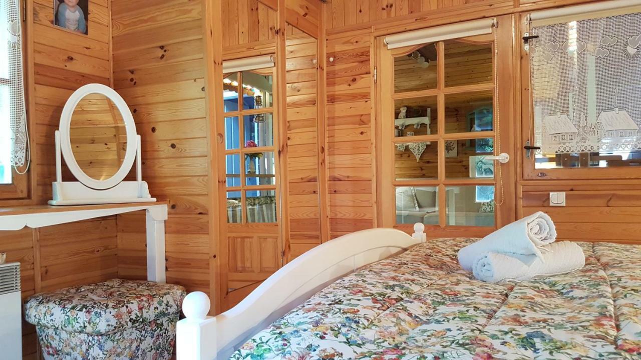 Lodge Letniskowy Na Kaszubach Lub Z Kominkiem *